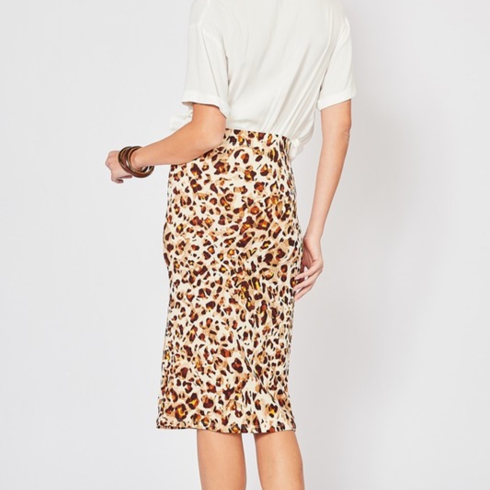 NWT Spotted Leopard Animal Print Pencil  Skirt - Picture 4 of 8